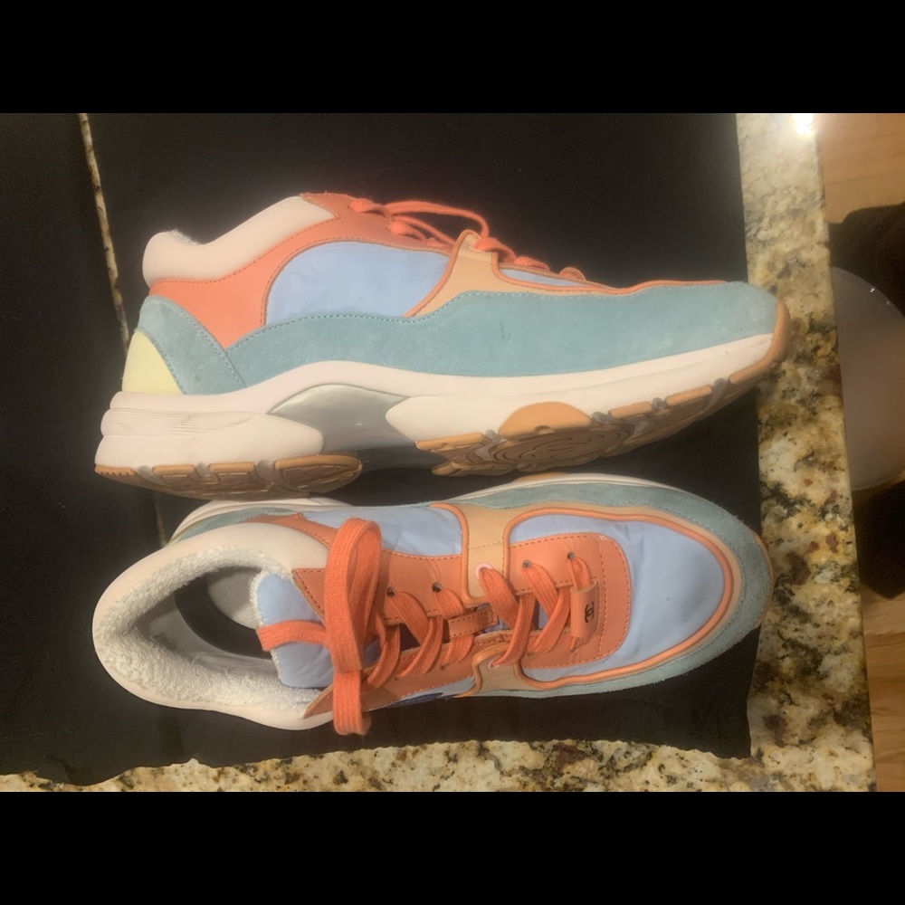 Chanel Sneakers. - Picture 5 of 6